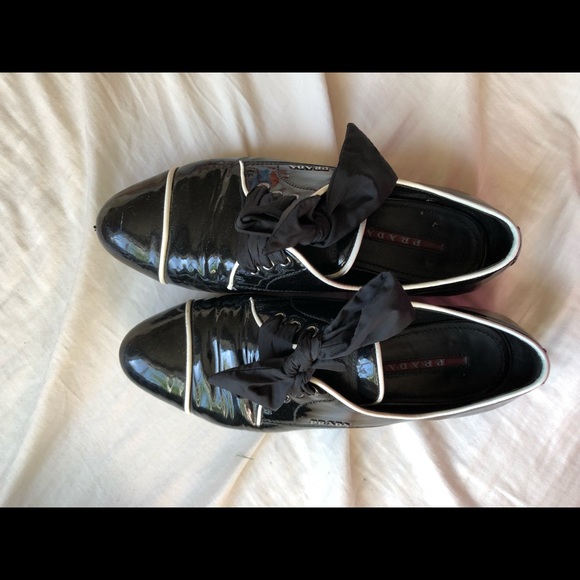 Prada Shoes - 💋LAST CHANCE💋 PRADA black patent oxford